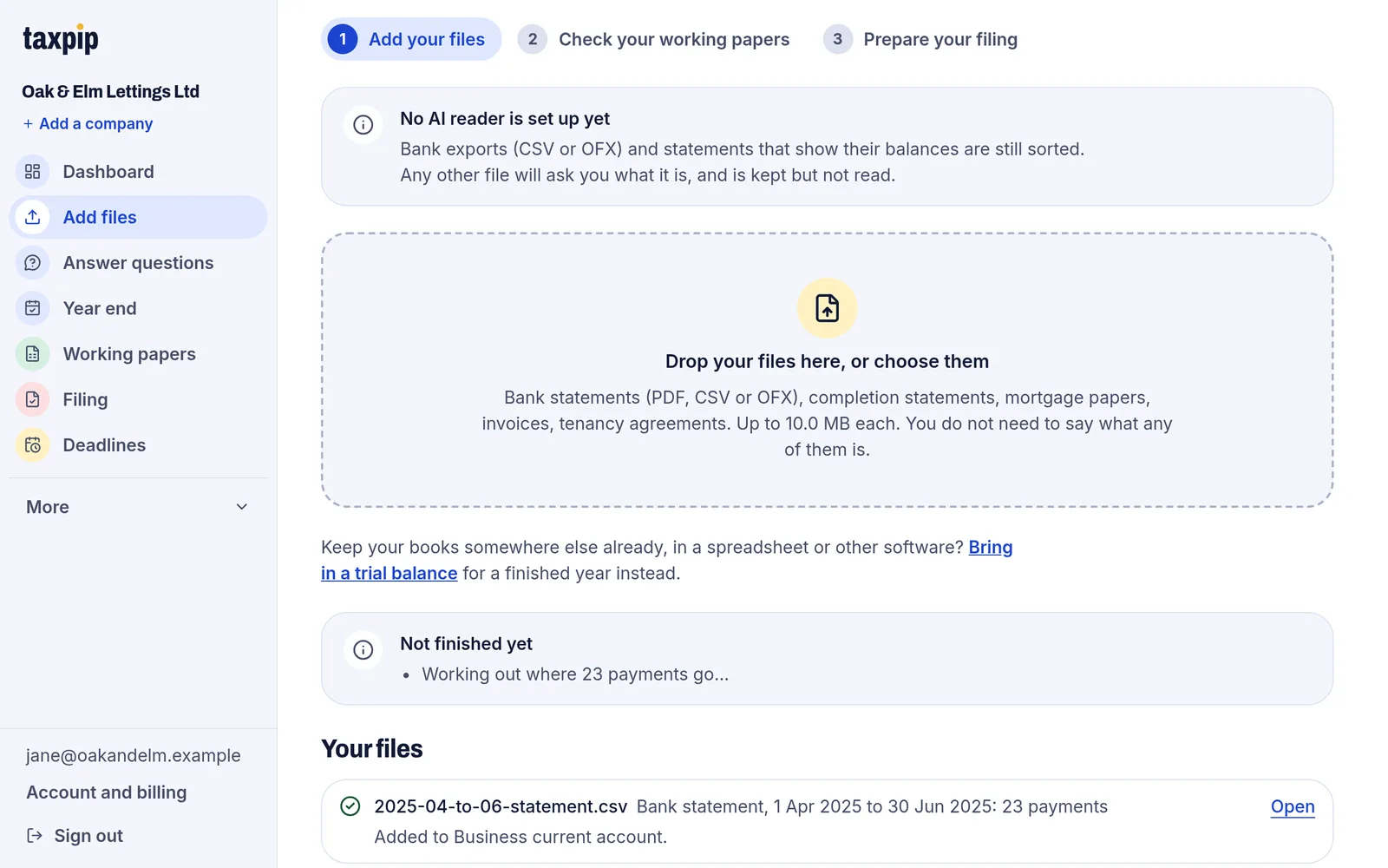 The same page a moment later: the file is marked as a bank statement for the first three months of the year, with the number of payments found.